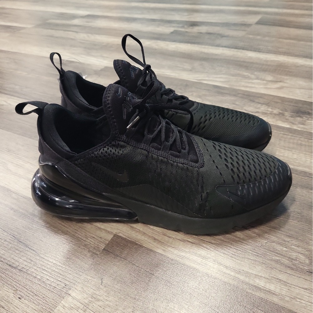 Size 10.5 - Nike Air Max 270 Low Triple Black